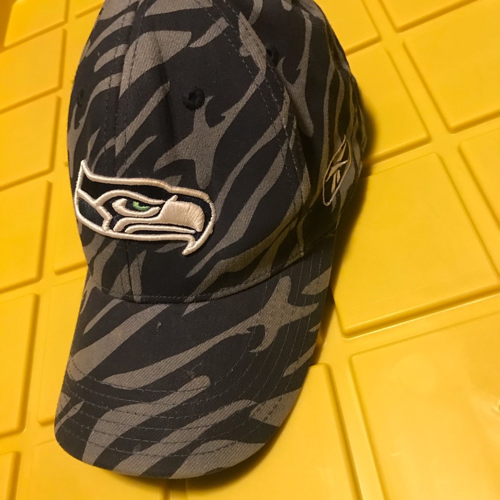 Kid’s Seattle Seahawks NON ADJUSTABLE ball cap